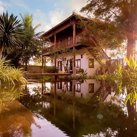 Dontrei Villa Angkor