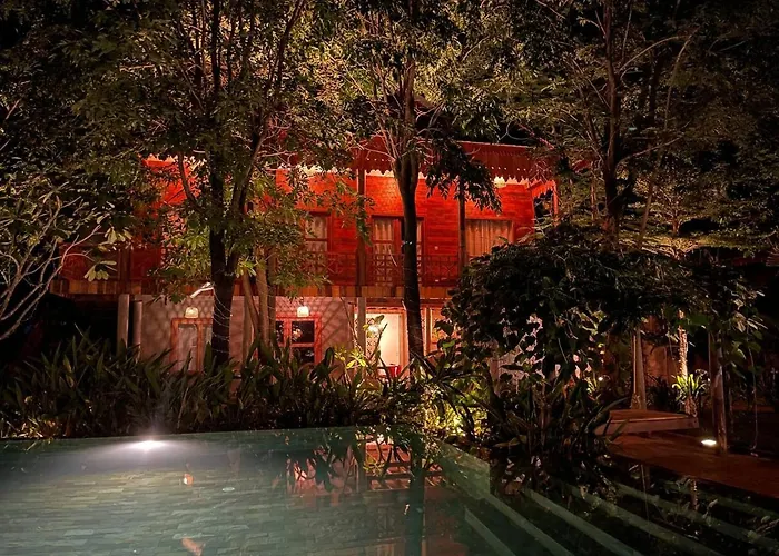 Dontrei Angkor Hotel 4*